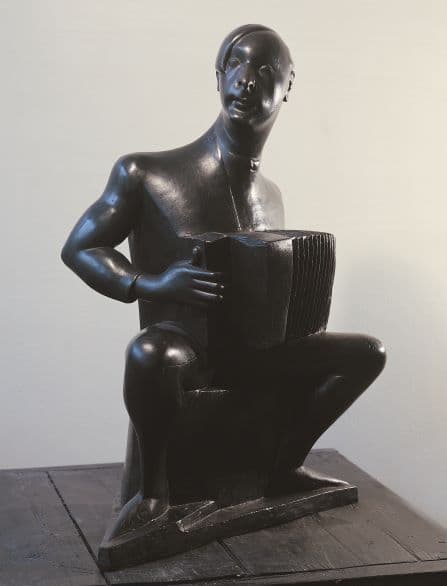 Photo de la sculpture Accordéoniste Per Krohg
